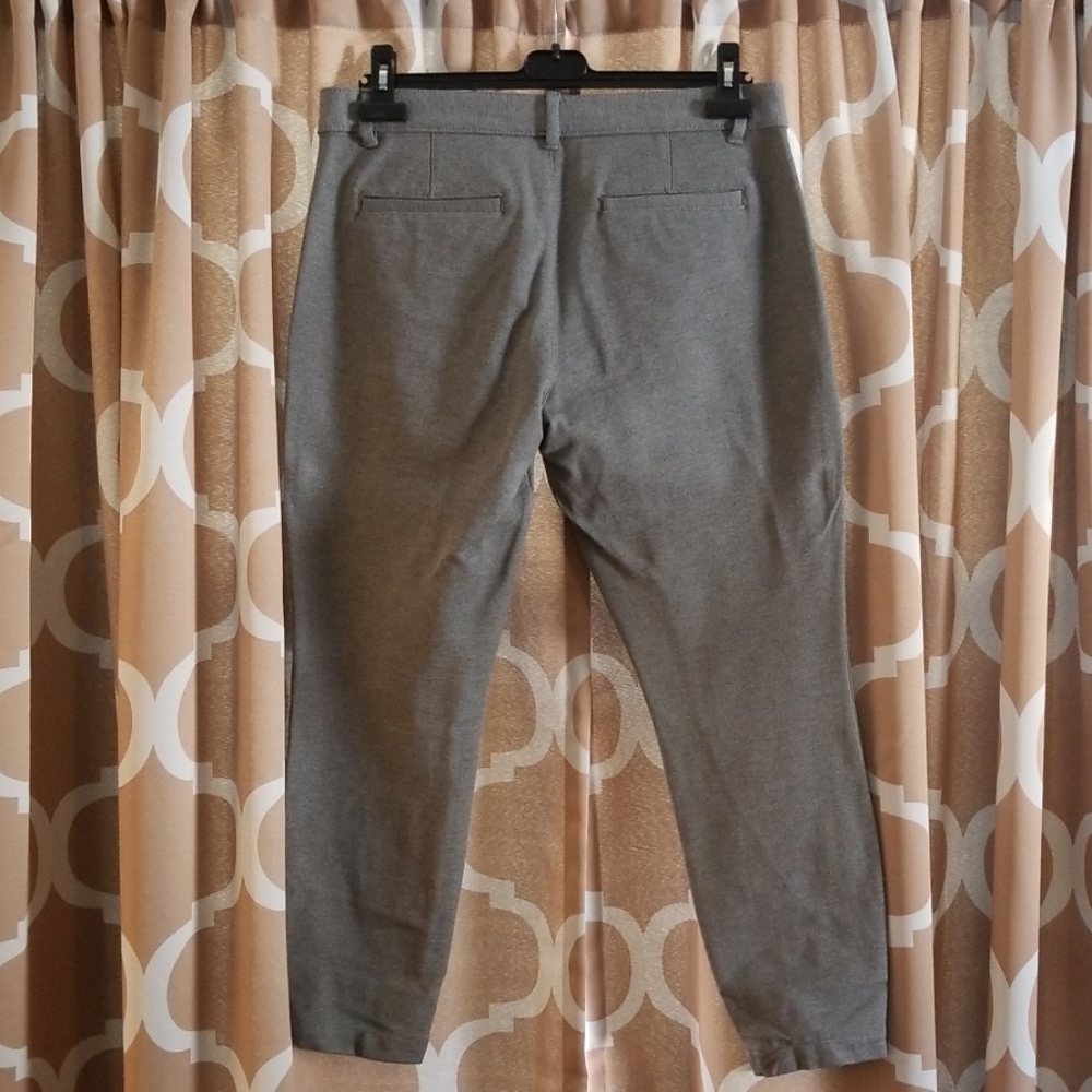 Gray Gap Ankle Pants - Picture 2 of 2